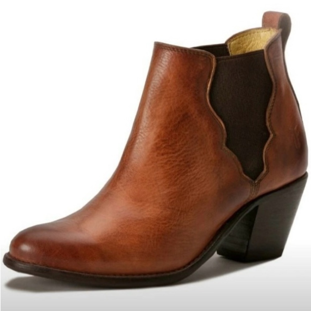 FRYE Boots CHELSEA JACKIE GORE STITCHING HORSE Cognac Brown Leather Heels Size 8